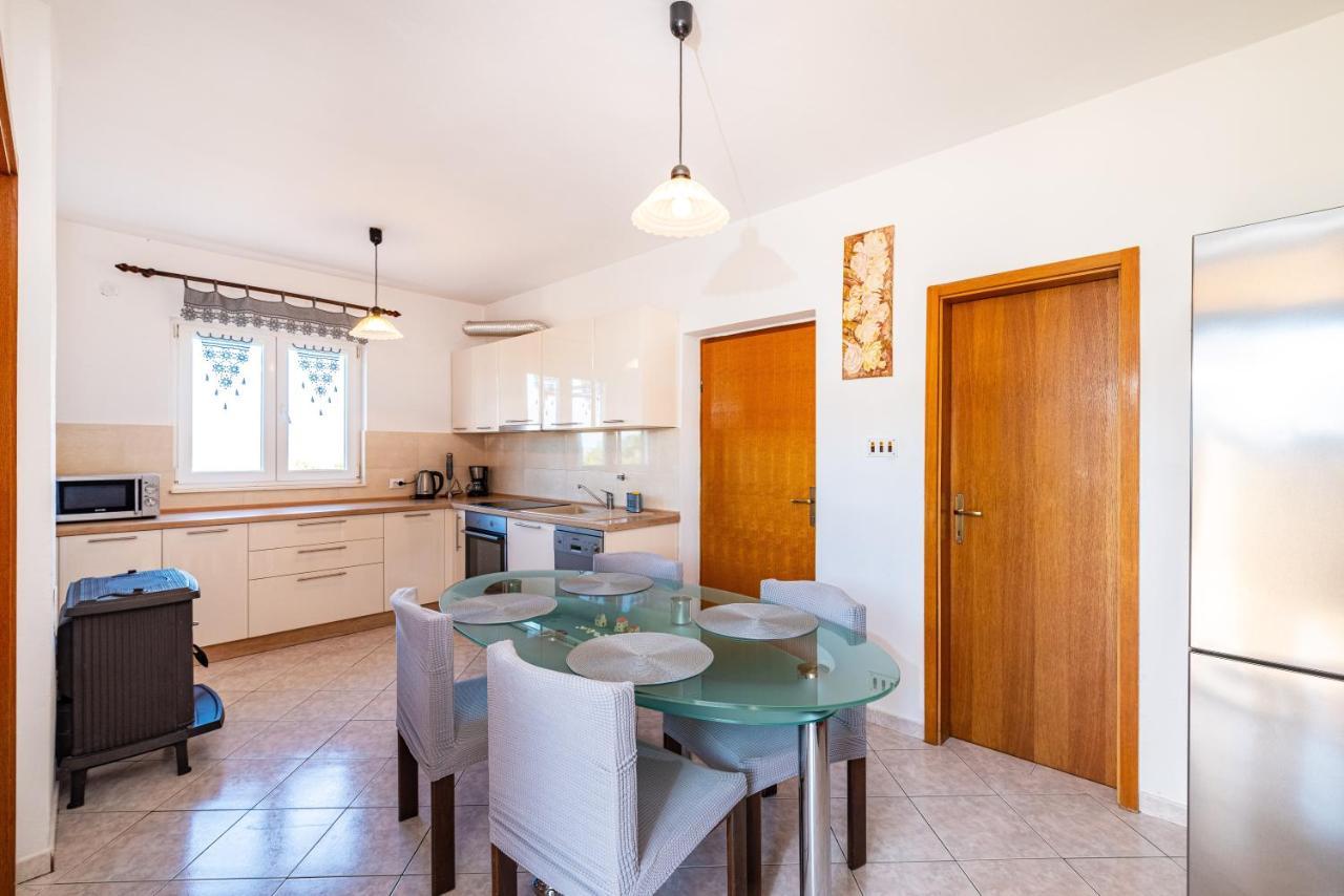 Milena Apartment *
