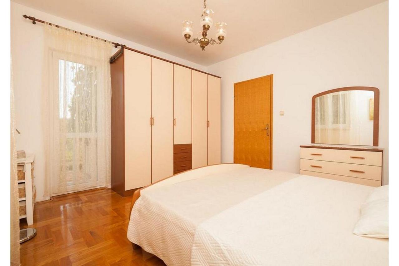Milena Apartment *